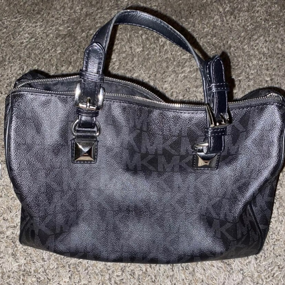Large Michael Kors satchel